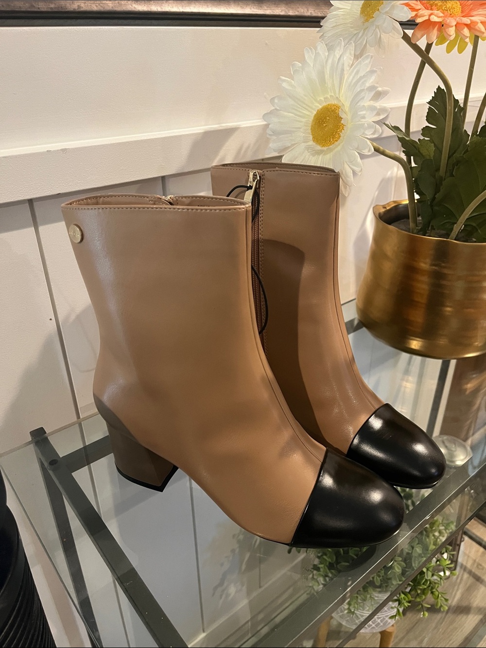 Liz Claiborne Tan Ankle Boots with Black Cap Toe